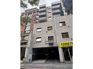VENTA -  EXCELENTE OPORTUNIDAD - AMPLIO DPTO 2 DORM - Bº ALBERDI