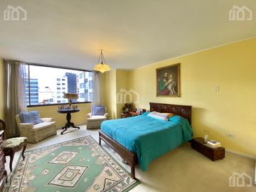 DEPARTAMENTO DE VENTA EN LA PORTUGAL QUITO
