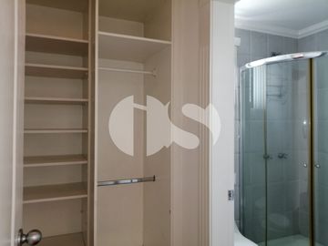 DEPARTAMENTO DE VENTA EN CUMBAYA