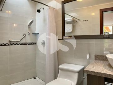 CASA  EN VENTA  SECTOR  PIFO. IDEAL PARA GERIATRICO