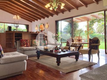 CASA  EN VENTA  SECTOR  PIFO. IDEAL PARA GERIATRICO