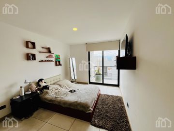 DEPARTAMENTO DE  VENTA EN CUMBAYÁ