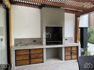 DEPARTAMENTO DE  VENTA EN CUMBAYÁ