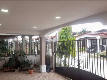 Casa en venta, Brisas del golf Arraijan (YMDR)