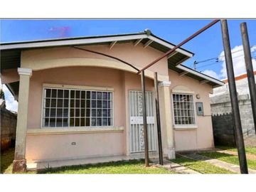 CASA EN VENTA EN LA CHORRERA QUINTAS DEL PACIFICO