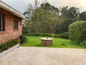 Casa  en Venta, en privada, Lomas Altas,