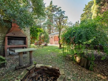 Venta Casa jardín y pile Lote 800m2 Gral Rodríguez