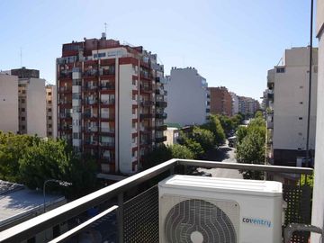 PISO DEPTO tipo LOFT, 2 balcones y 2 baños