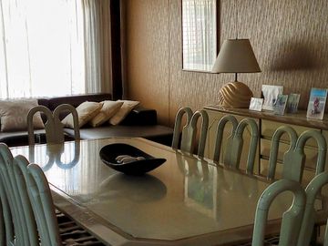 VENTA CASA 3 AMB COCHERA TERRAZA Y DEPEND LINIERS
