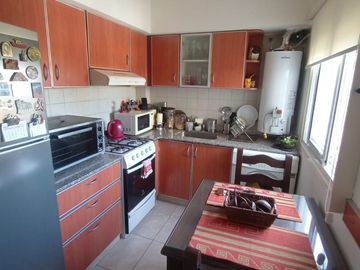 VENTA DEPARTAMENTO 2 AMB MONTE CASTRO C/BALCÓN