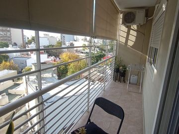 VENTA DEPARTAMENTO 2 AMB MONTE CASTRO C/BALCÓN