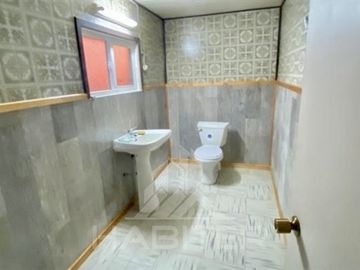 Local Comercial en Venta en Casa Habitacional / Comercial en sector Av. Pedro de Valdivia