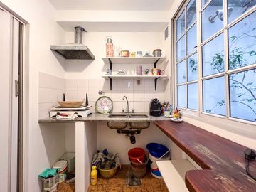 VENTA LOCAL EN ESQUINA BOEDO / PARQUE CHACABUCO
