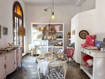 VENTA LOCAL EN ESQUINA BOEDO / PARQUE CHACABUCO