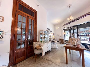 VENTA LOCAL EN ESQUINA BOEDO / PARQUE CHACABUCO