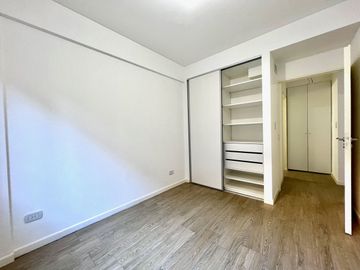 Departamento dos ambientes a estrenar contrafrente