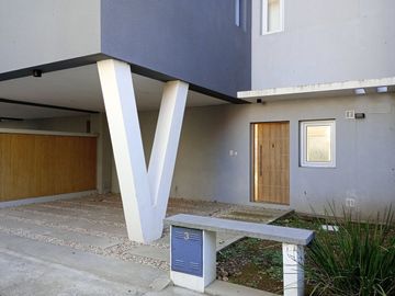 Duplex 3 dormitorios en Venta - City Bell