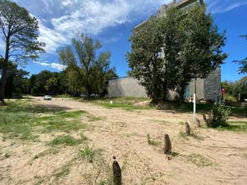 VENTA DEPARTAMENTO MONAMBIENTE EN POZO PINAMAR