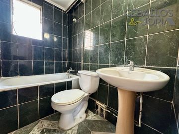 Casa en Venta en EDGARDO GARRIDO 1940