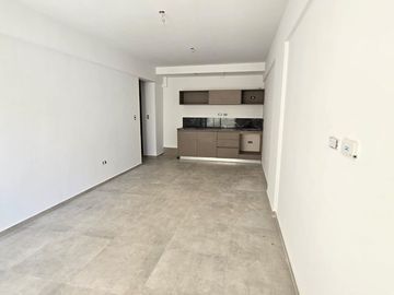 Venta depto Monoambiente con balcón en Flores