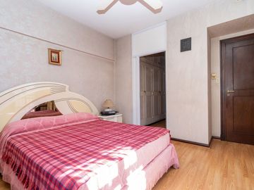 CASA 4 AMBIENTES COCHERA JARDÍN TERRAZA BOEDO