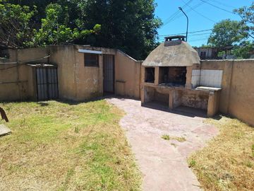 CASA + DEPARTAMENTO EN VENTA EN TALAR  TIGRE