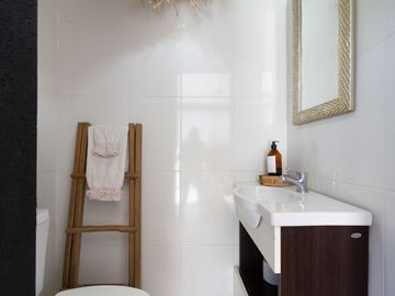 VTA CASA 5 AMB,6 COCHERAS, BºSan Matías EXCELENTE