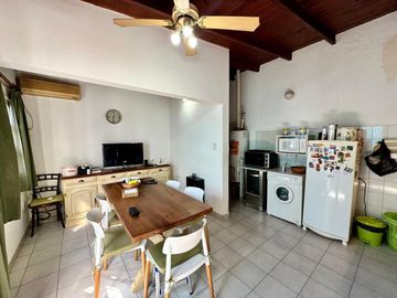 Casa Venta La Plata 4 dormitorios garage y patio