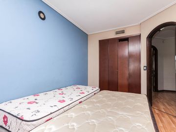 CASA EN VENTA 5 AMB -PARQUE - PILETA- APTO CREDITO