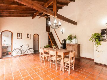 CASA EN VENTA 5 AMB -PARQUE - PILETA- APTO CREDITO