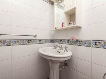 CASA EN VENTA 5 AMB -PARQUE - PILETA- APTO CREDITO