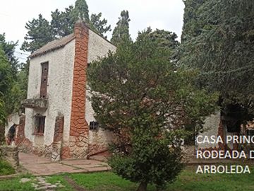 Casa con terreno Quinta calle 40 al 5300 Plátanos