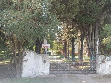 Casa con terreno Quinta calle 40 al 5300 Plátanos