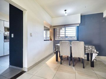 VENTA CASA 4 AMBIENTES C/PISCINA. FINANCIA/PERMUTA