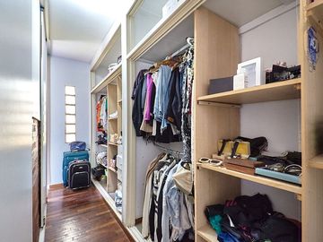 VENTA CASA 4 AMBIENTES C/PISCINA. FINANCIA/PERMUTA