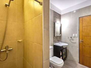 VENTA CASA 4 AMBIENTES C/PISCINA. FINANCIA/PERMUTA