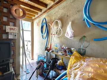 VENTA CASA 4 AMBIENTES C/PISCINA. FINANCIA/PERMUTA