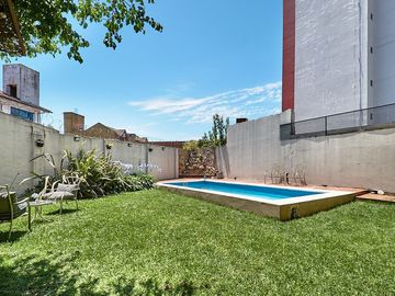 VENTA CASA 4 AMBIENTES C/PISCINA. FINANCIA/PERMUTA