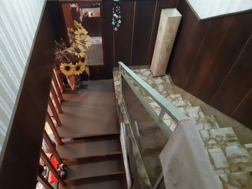 CASA 4 AMB EN VENTA BÉCCAR CON JARDÍN Y QUINCHO