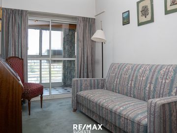 VENTA PISO DE CATEGORIA CENTRO DE BAHIA BLANCA