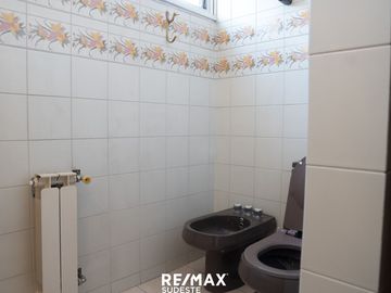 VENTA PISO DE CATEGORIA CENTRO DE BAHIA BLANCA