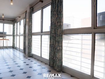 VENTA PISO DE CATEGORIA CENTRO DE BAHIA BLANCA