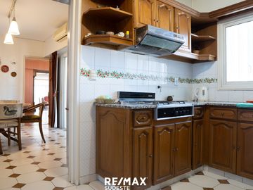 VENTA PISO DE CATEGORIA CENTRO DE BAHIA BLANCA