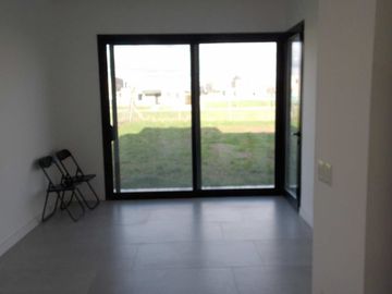 Casa a estrenar Barrio Privado Sto. Tomas, Pilar