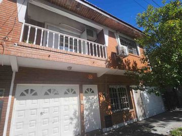Duplex en venta en Joaquin V. Gonzalez 1400,Lanus
