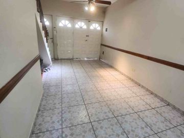 Duplex en venta en Joaquin V. Gonzalez 1400,Lanus