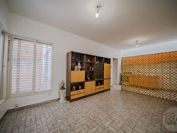 PH en venta con lavadero y terraza propia