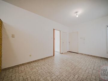 PH en venta con lavadero y terraza propia