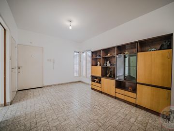 PH en venta con lavadero y terraza propia