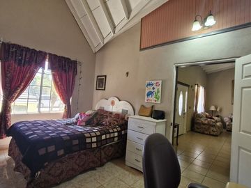 Venta de Casa de 1 nivel en Praderas del Ciprés.